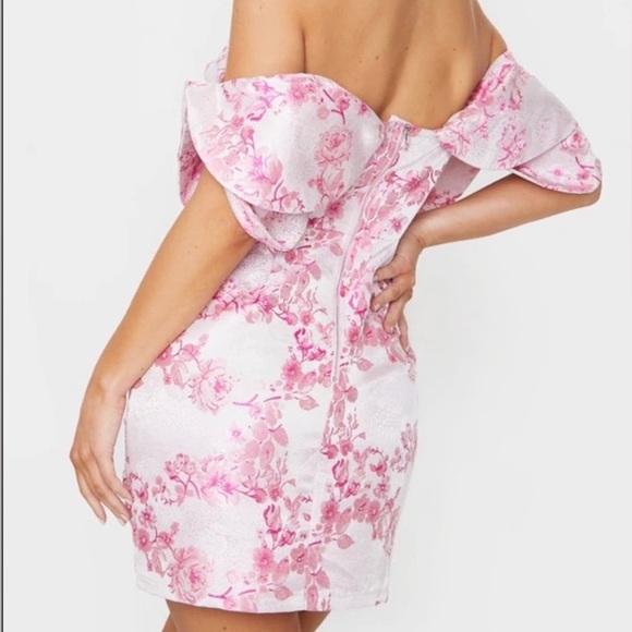 Pink V Bar Jacquard Bodycon Dress - Picture 3 of 3